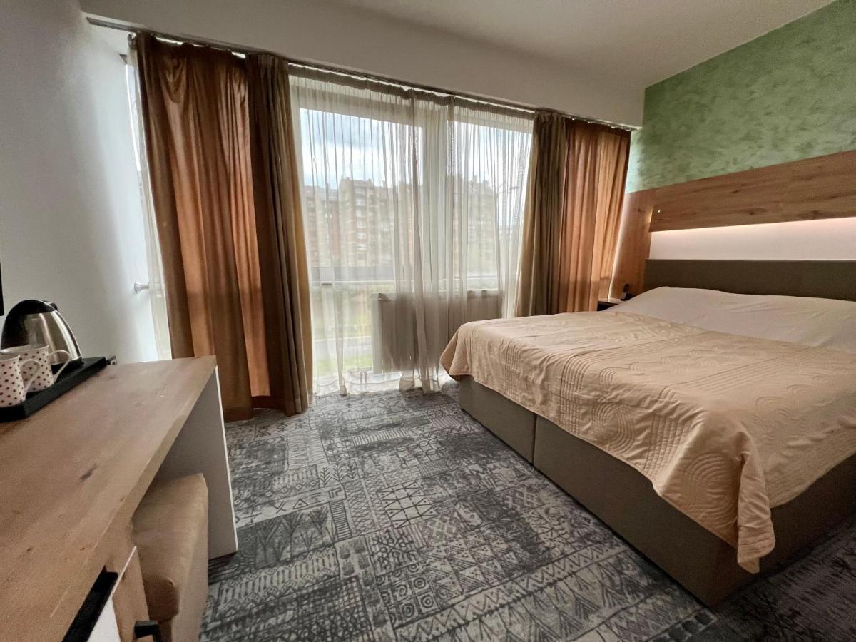 Hotel Brkic Sarajevo Airport - Free Parking Saraievo Exterior foto