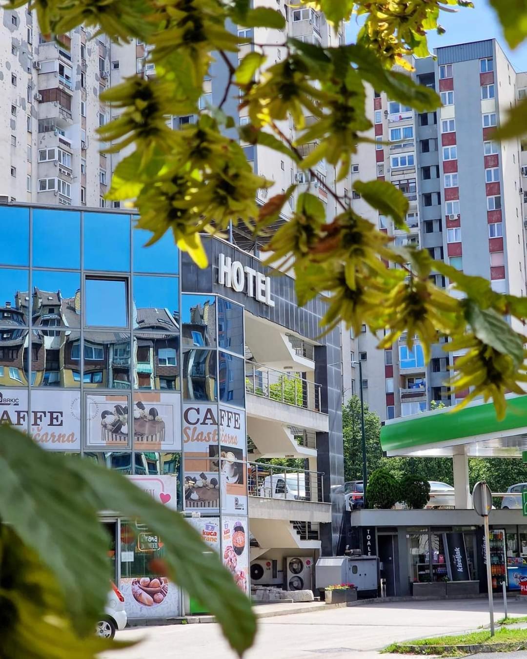 Hotel Brkic Sarajevo Airport - Free Parking Saraievo Exterior foto